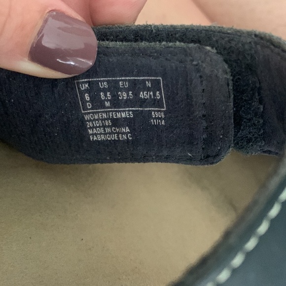 Clark sandals size 8.5-worn once! - Picture 2 of 3